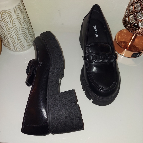 COPY - Torrid Lug Sole Chunky Platform Loafers - Picture 2 of 4